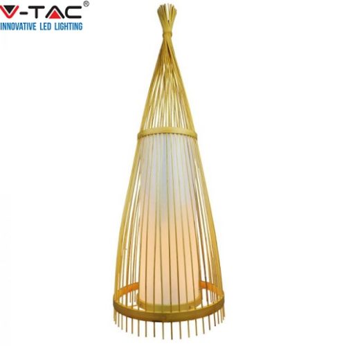 stoječa-svetilka-iz-lesa