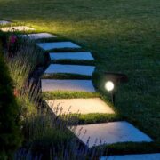 SOLARNA VRTNA VBODNA SVETILKA 2W IP65