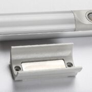 SENZORSKA AKUMULATORSKA LED SVETILKA RAKAR 310 mm 3W 4000K SENZORSKA AKUMULATORSKA LED SVETILKA RAKAR 310 mm 3W 4000K