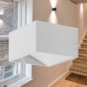 STENSKA LED SVETILKA AVVA 8W 3000K BELA ALI ČRNA