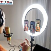 SELFIE STOJEČA LED SVETILKA 1600 mm 55W 3200K DO 5500K ZATEMNILNA S TREMI NOSILCI ZA TELEFON IN DALJINSKIM UPRAVLJANJEM