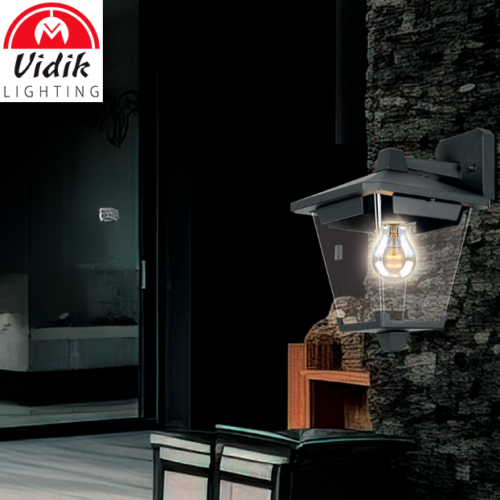 vrtna-klasična-stenska-svetilka