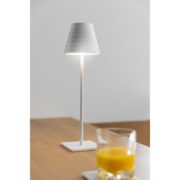 AKUMULATORSKA NAMIZNA TOUCH ZATEMNILNA LED SVETILKA FIZZI 2,5W 4000K BELA ALI ČRNA IP54