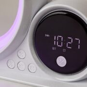 NAMIZNA BLUETOOTH RGB LED SVETILKA Z BUDILKO