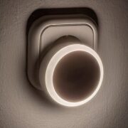 NOČNA LED LUČKA ZA V VTIČNICO ZOFE 0,3W 3000K