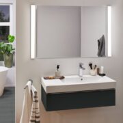 ZATEMNILNA LED SVETILKA TOVA 900 mm 8,7W 2700K DO 6500K IP44 Z DALJINSKIM UPRAVLJANJEM