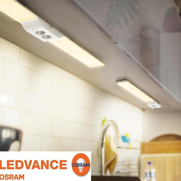 ZATEMNILNA TOUCH PODELEMNTNA LED SVETILKA OSRAM LEDVANCE 10W 3000K Z DVEMA ŠUKO VTIČNICAMA IN DVEMA USB-C VHODOMA