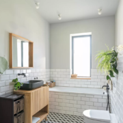 SVETILKA EILEEN fi 85 mm GU10 7W IP65 BELA ALI ČRNA