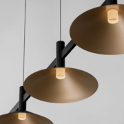 ZATEMNILNA VISEČA LED SVETILKA POETIC 1500 mm 21W 3000K BELA ALI ČRNA